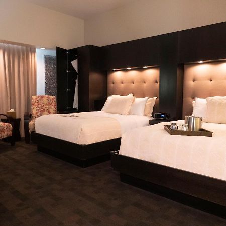 The Catfish Bend Inn & Spa Burlington Ngoại thất bức ảnh