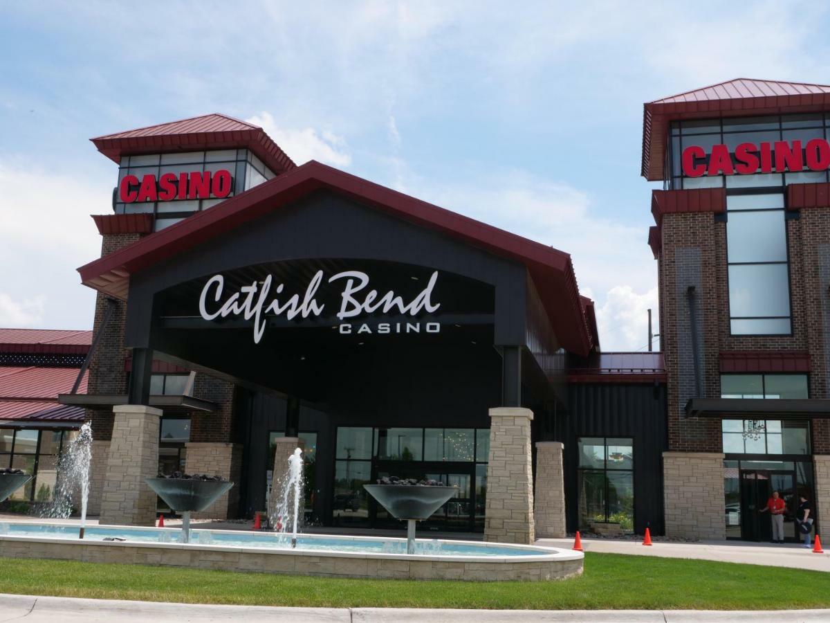The Catfish Bend Inn & Spa Burlington Ngoại thất bức ảnh