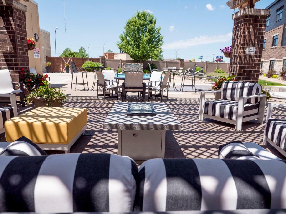 The Catfish Bend Inn & Spa Burlington Ngoại thất bức ảnh