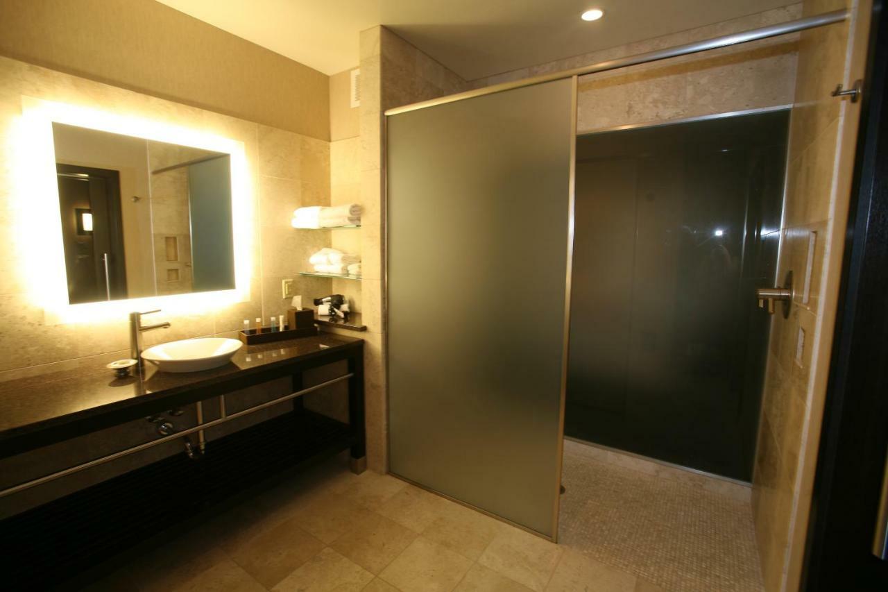 The Catfish Bend Inn & Spa Burlington Ngoại thất bức ảnh